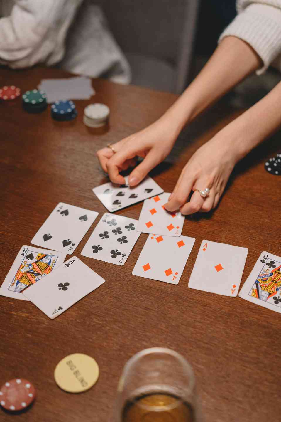 queenspinscasino.net